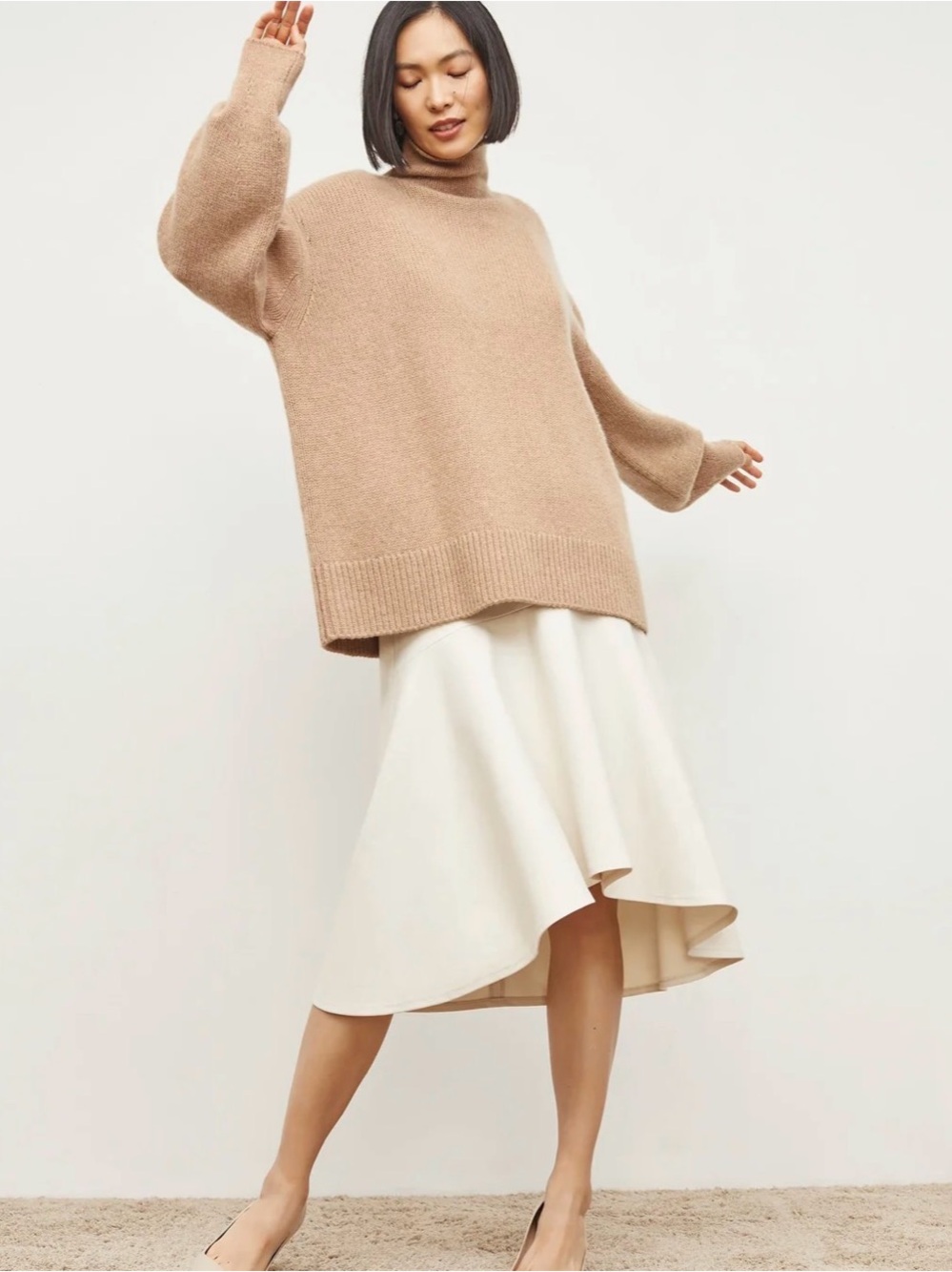 The Lea Sweater - Plush Cashmere Light Maple